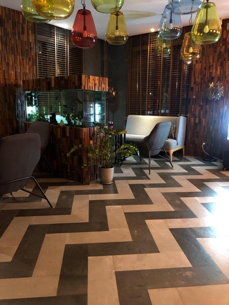 East Astana Hotel エクステリア 写真