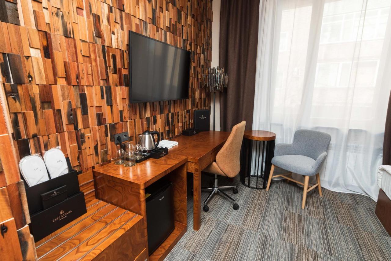 East Astana Hotel エクステリア 写真